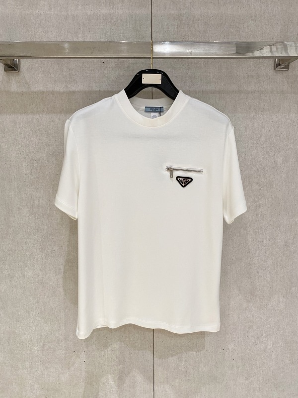 おすすめ 2026 プラダ 新作 半袖Tシャツ スーパーコピー