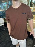 最安値挑戦 2026 フェンディ 新作 半袖Tシャツ スーパーコピー