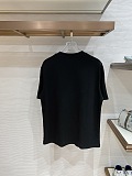 肌触り最高な 2026 プラダ 新作 半袖Tシャツ 偽物