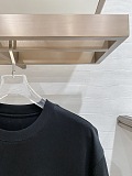 使い勝手良し 2026 プラダ 新作 半袖Tシャツ スーパーコピー