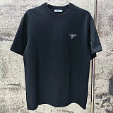 肌触り最高な 2026 プラダ 新作 半袖Tシャツ スーパーコピー