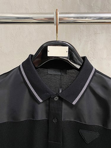 使い勝手良し 2026 プラダ 新作 半袖Tシャツ 偽物