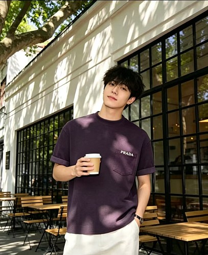 日本未入荷 2026 プラダ 新作 半袖Tシャツ コピー