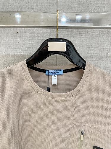 【限定カラー】2026 プラダ 新作 半袖Tシャツ スーパーコピー