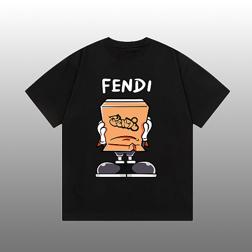 争奪戦 2026 フェンディ 新作 半袖Tシャツ コピー