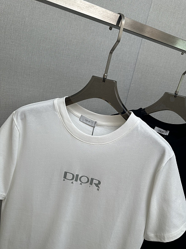完売必至 2026 ディオール 新作 半袖Tシャツ コピー