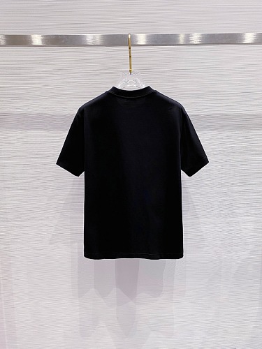 完売必至 2026 ディオール 新作 半袖Tシャツ 偽物