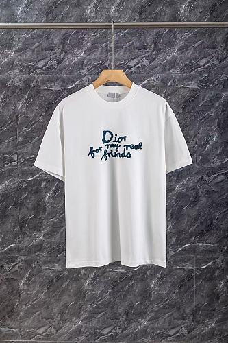 超希少！2026 ディオール 新作 半袖Tシャツ 偽物