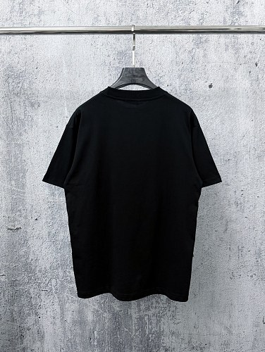 超希少！2026 ディオール 新作 半袖Tシャツ 偽物