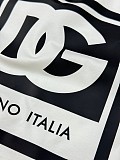 目を惹くカラー 2026 ドルチェ&ガッバーナ 新作 半袖Tシャツ コピー 2色