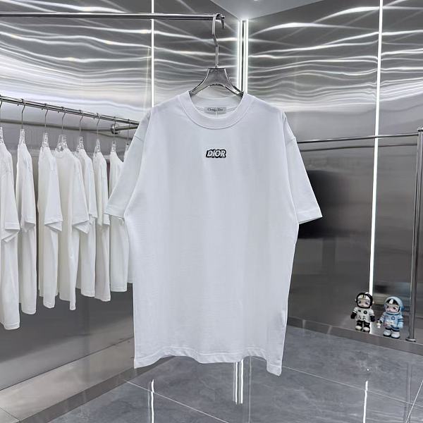 入手困難！2026 ディオール 新作 半袖Tシャツ コピー