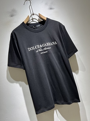 絶対欲しい！ 2026 ドルチェ&ガッバーナ 新作 半袖Tシャツ コピー