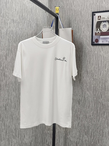 最安値挑戦 2026 ディオール 新作 半袖Tシャツ 偽物