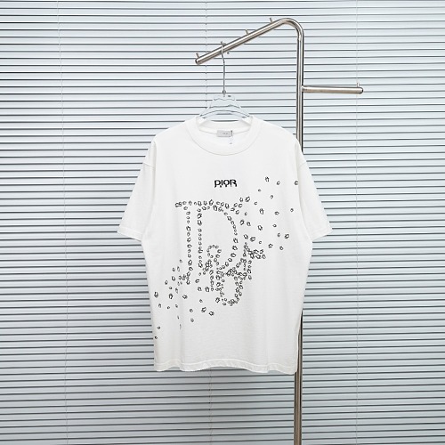 完売前に！2026 ディオール 新作 半袖Tシャツ コピー