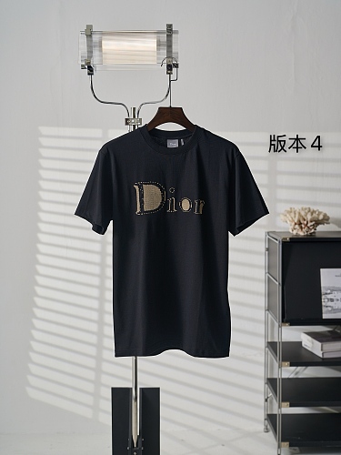 入手困難品！2026 ディオール 新作 半袖Tシャツ スーパーコピー