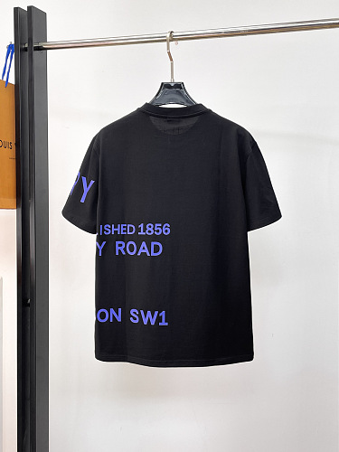 人気No1 2026 バーバリー 新作 半袖Tシャツ 偽物