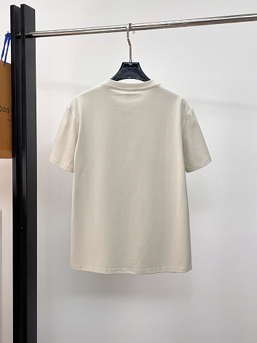 使い勝手良し 2026 バーバリー 新作 半袖Tシャツ コピー