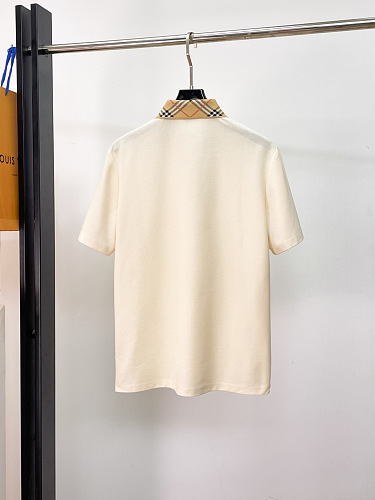 人気急上昇 2026 バーバリー 新作 半袖Tシャツ 偽物
