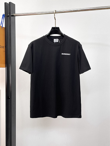 世界中で大人気♪ 2026 バーバリー 新作 半袖Tシャツ コピー