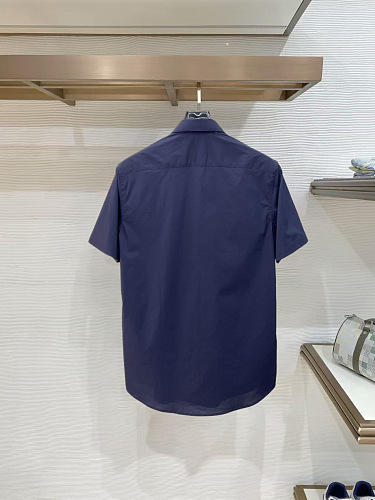 人気急上昇新作 2026 バーバリー 新作 半袖Tシャツ コピー