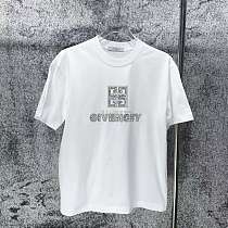 定番人気! 2026 ジバンシー 新作 半袖Tシャツ スーパーコピー 定番人気! 2026 ジバンシー 新作 半袖Tシャツ スーパーコピー