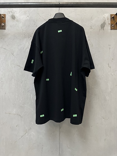 すぐ届く 2026 バレンシアガ 新作 半袖Tシャツ 偽物