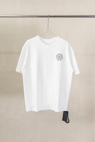 世界中で大人気♪ 2026 クロムハーツ 新作 半袖Tシャツ コピー