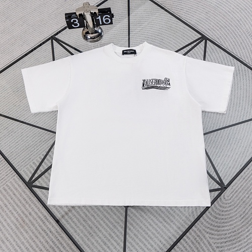 絶対欲しい！ 2026 バレンシアガ 新作 半袖Tシャツ スーパーコピー