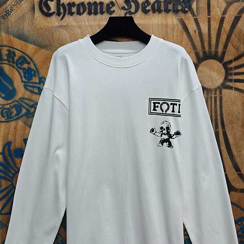 激安価格！2026 クロムハーツ 新作 長袖Tシャツ 偽物