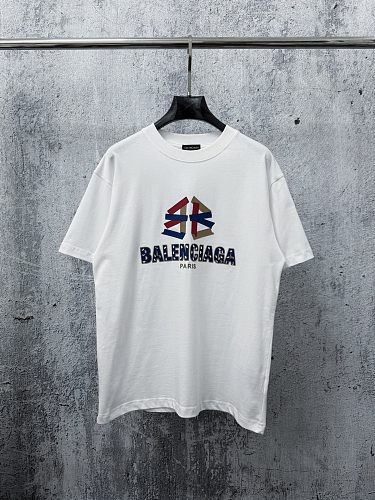 希少♪限定  2026 バレンシアガ 新作 半袖Tシャツ スーパーコピー