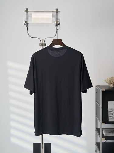 新色登場☆ 2026 ロエベ 新作 半袖Tシャツ コピー