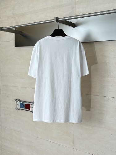 ☆超人気☆ 2026 ロエベ 新作 半袖Tシャツ コピー