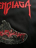 争奪戦 2026 バレンシアガ 新作 半袖Tシャツ 偽物