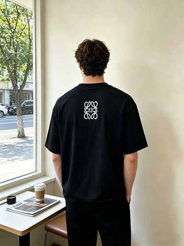 人気急上昇 2026 ロエベ 新作 半袖Tシャツ スーパーコピー 3色