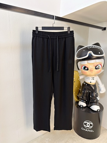すぐ届く 2026 ロエベ 新作 カジュアルパンツ スーパーコピー