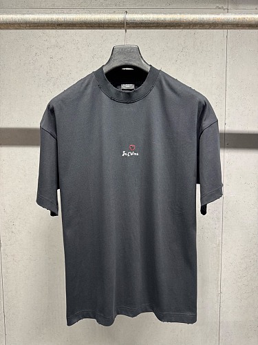 【使い勝手抜群】 2026 バレンシアガ 新作 半袖Tシャツ コピー