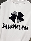 注目度抜群！ 2026 バレンシアガ 新作 半袖Tシャツ コピー