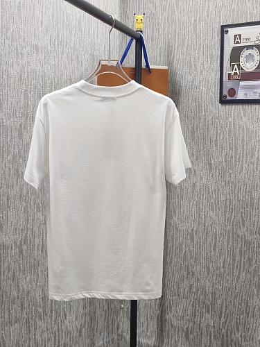 ☆超人気☆ 2026 ロエベ 新作 半袖Tシャツ スーパーコピー