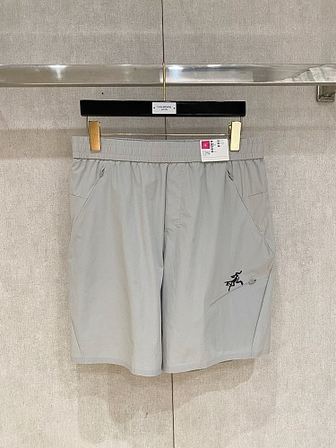 入手困難！2026 アークテリクス 新作 ショートパンツ スーパーコピー