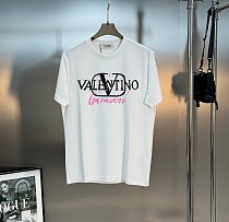一目惚れ♪ 2026 ヴァレンティノ 新作 半袖Tシャツ コピー 一目惚れ♪ 2026 ヴァレンティノ 新作 半袖Tシャツ コピー