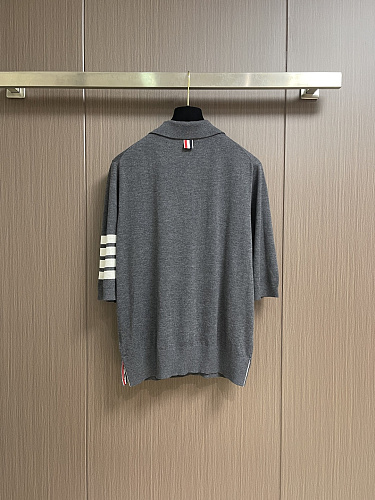 定番人気！ 2026 トム·ブラウン 新作 半袖Tシャツ コピー
