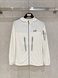 使い勝手良 2026 アークテリクス 新作 日焼け止め服 コピー