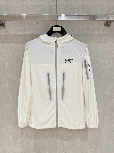 使い勝手良 2026 アークテリクス 新作 日焼け止め服 コピー