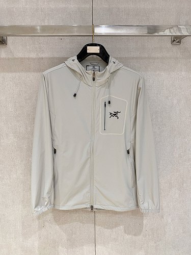 完売前に！2026 アークテリクス 新作 日焼け止め服 コピー