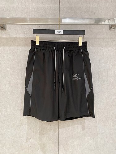 【大特価】2026 アークテリクス 新作 ショートパンツ スーパーコピー