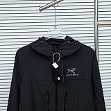 【限定カラー】2026 アークテリクス 新作 日焼け止め服 偽物
