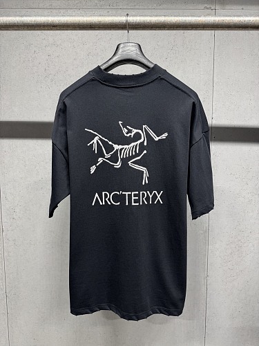 《人気★》2026 アークテリクス 新作 半袖Tシャツ 偽物