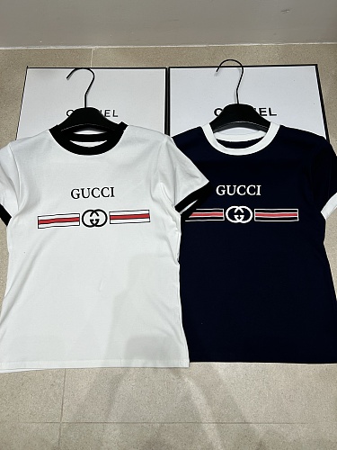 日本未入荷 2026 グッチ 新作 半袖Tシャツ コピー  2色