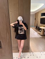 お洒落 2026 グッチ 新作 半袖Tシャツ 偽物 お洒落 2026 グッチ 新作 半袖Tシャツ 偽物