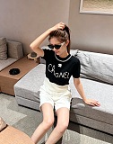 超希少！2026 シャネル 新作 半袖Tシャツ 偽物 2色